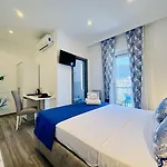 Yourhome - Maison Degli Aranci 3* Σορέντο
