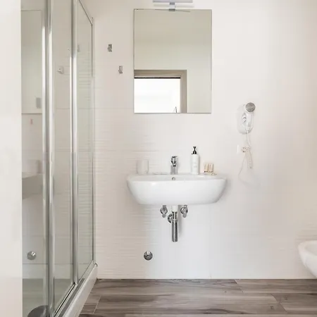 Yourhome - Maison Degli Aranci Couette-café 3*
