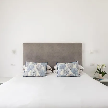 Alojamento de Acomodação e Pequeno-almoço Yourhome - Maison Degli Aranci Sorrento