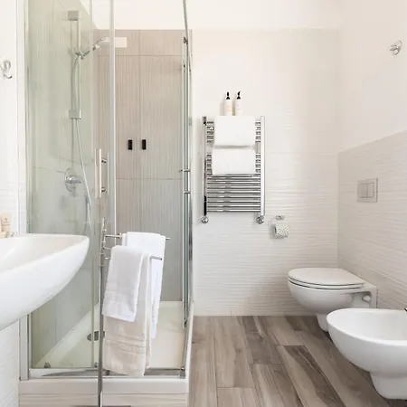 Yourhome - Maison Degli Aranci Couette-café 3*