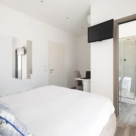 Yourhome - Maison Degli Aranci Couette-café Sorrente