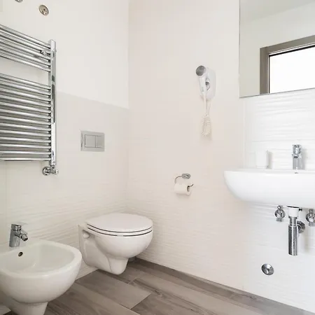 Yourhome - Maison Degli Aranci Couette-café 3*