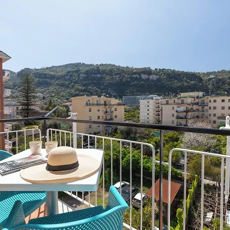 Yourhome - Maison Degli Aranci 3*