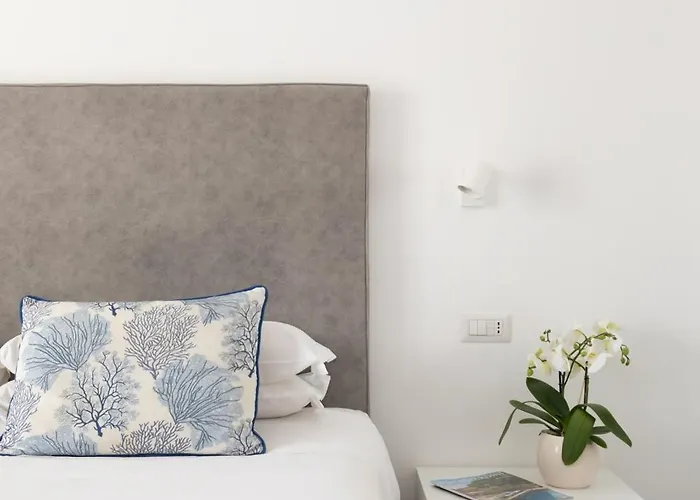 Couette-café Yourhome - Maison Degli Aranci 3*