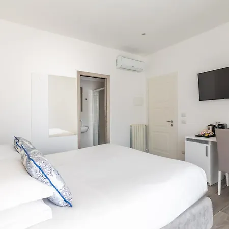 Yourhome - Maison Degli Aranci * Sorrent