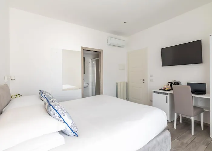 Yourhome - Maison Degli Aranci 3* Sorrento